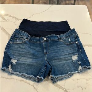 Time and Tru Denim Maternity Women's Shorts XXL